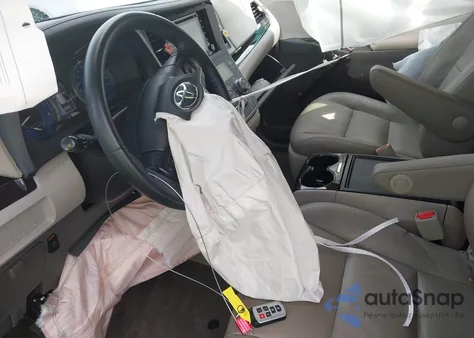 2019 Toyota Sienna Xle 8 Passenger from USA, damaged, VIN 5TDYZ3DC4KS981481